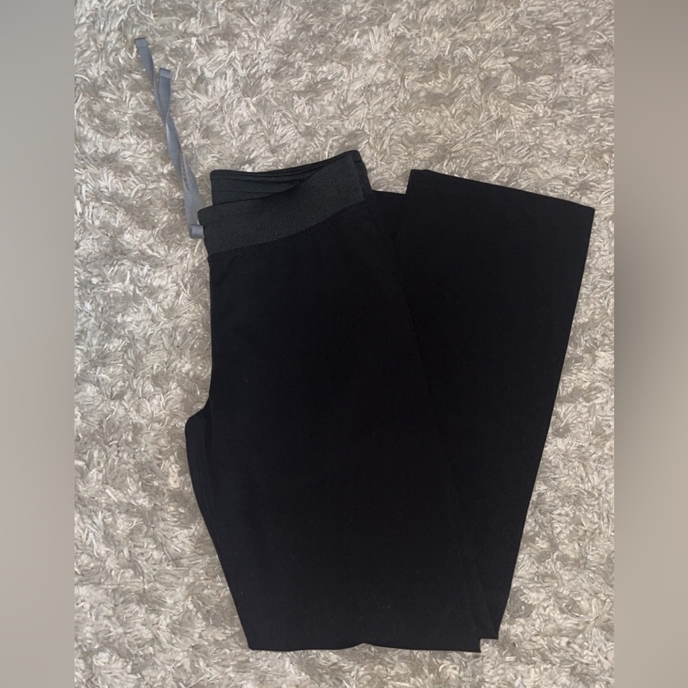 Figs 
Black Livingston™ - Basic Scrub Pants